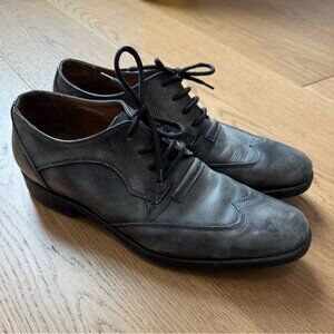 John Varvatos Men’s Grey Leather Wingtip Vibram - Size 9 - EUC